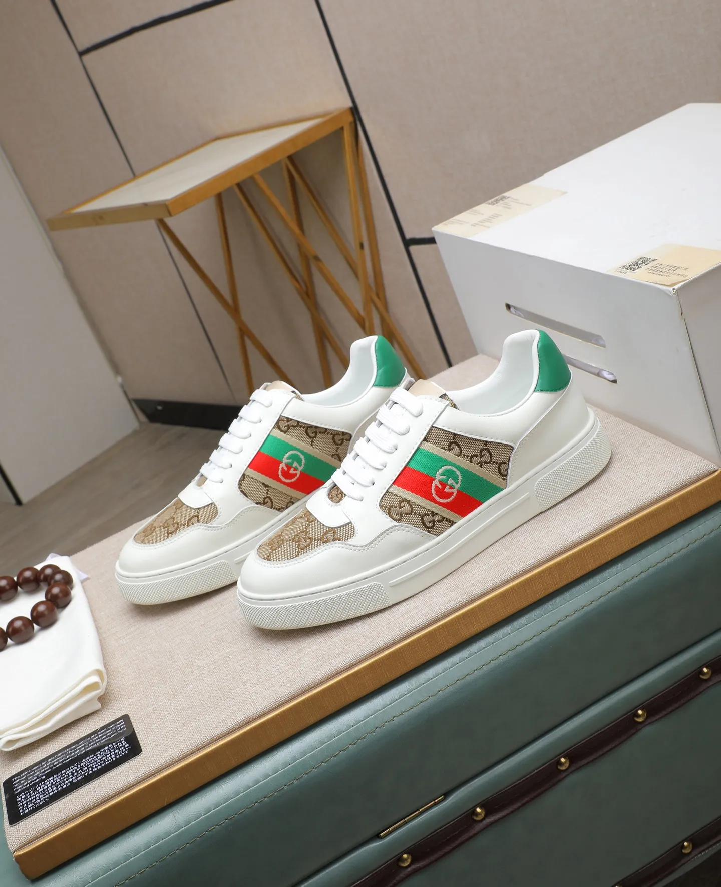 Men's shoes💰440 GUCCI🔍🔍Latest spring style On sale at the same time at the counter, original calfskin imported from Italy, genuine leather lining, (high-end, luxury, and class) exquisite workmanship, soles: original soles specially provided by the original factory, ⚠Exclusive double-layer movable molded soles are super comfortable⚠, real photos🎬The real ones are better🔍🔍"High quality·Follow the order" code number 38-44